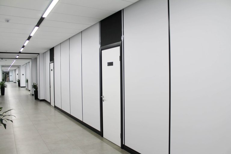 biznes-centr-photo4-gallery-copyright-owned-by-laspan-scaled-1.jpg